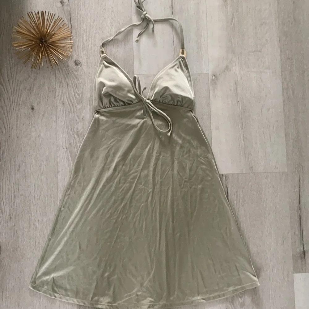 Badgley Mischka no bottoms